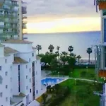 En Primera Linea De Playa Con 4 Piscinas Benalmádena