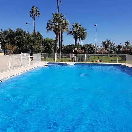 En Primera Linea De Playa Con 4 Piscinas *